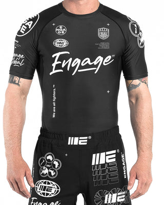 Engage Billboard Short Sleeve Rash Guard – Black